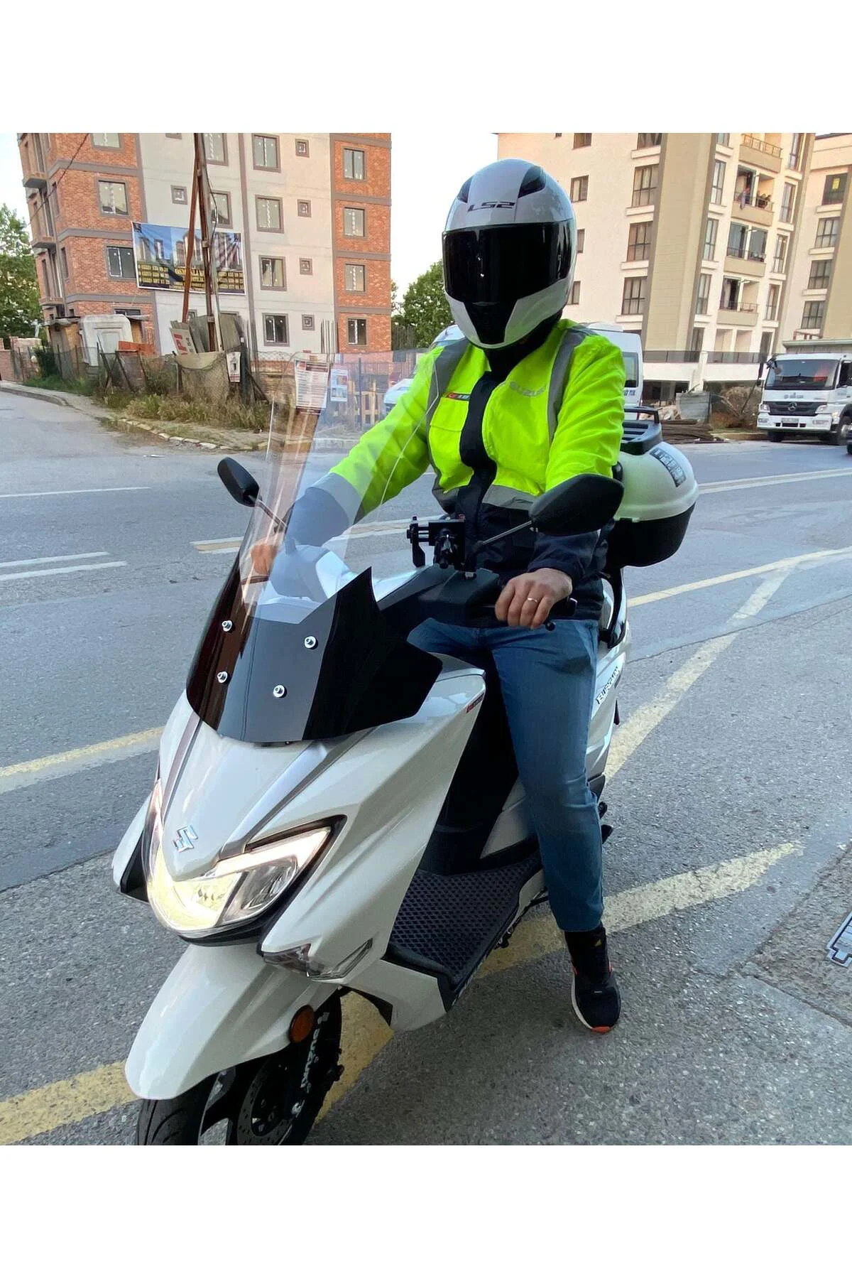 Suzuki Burgman Street EX 125 Ön Cam 2023-2026 Model 62cm Şeffaf Renkli 4mm