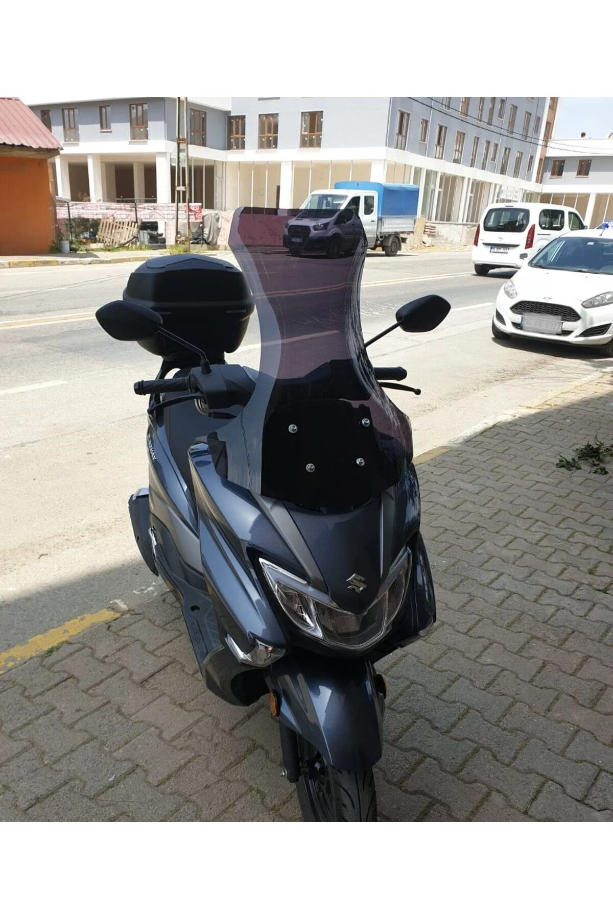 Suzuki Burgman Street EX 125 Ön Cam 2023-2026 Model 62cm Siyah Re