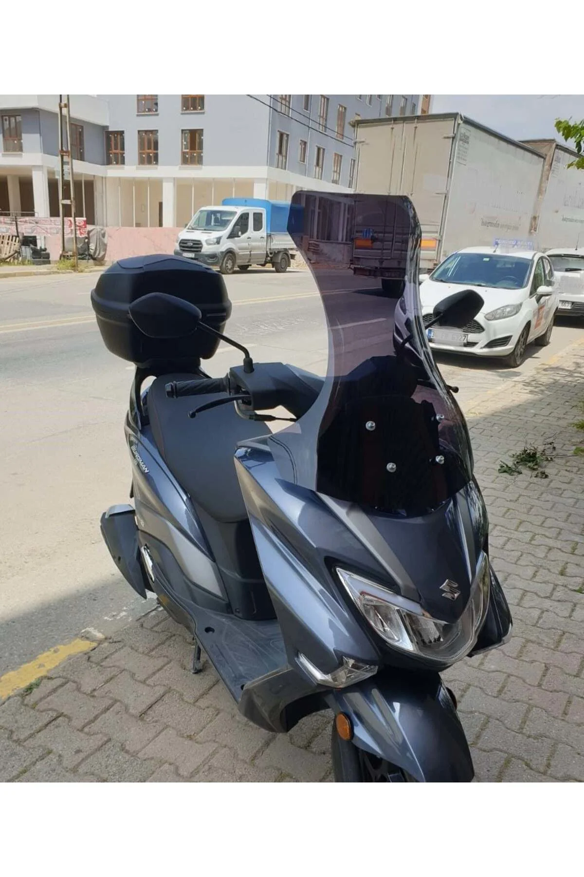 Suzuki Burgman Street EX 125 Ön Cam 2023-2026 Model 62cm Siyah Re