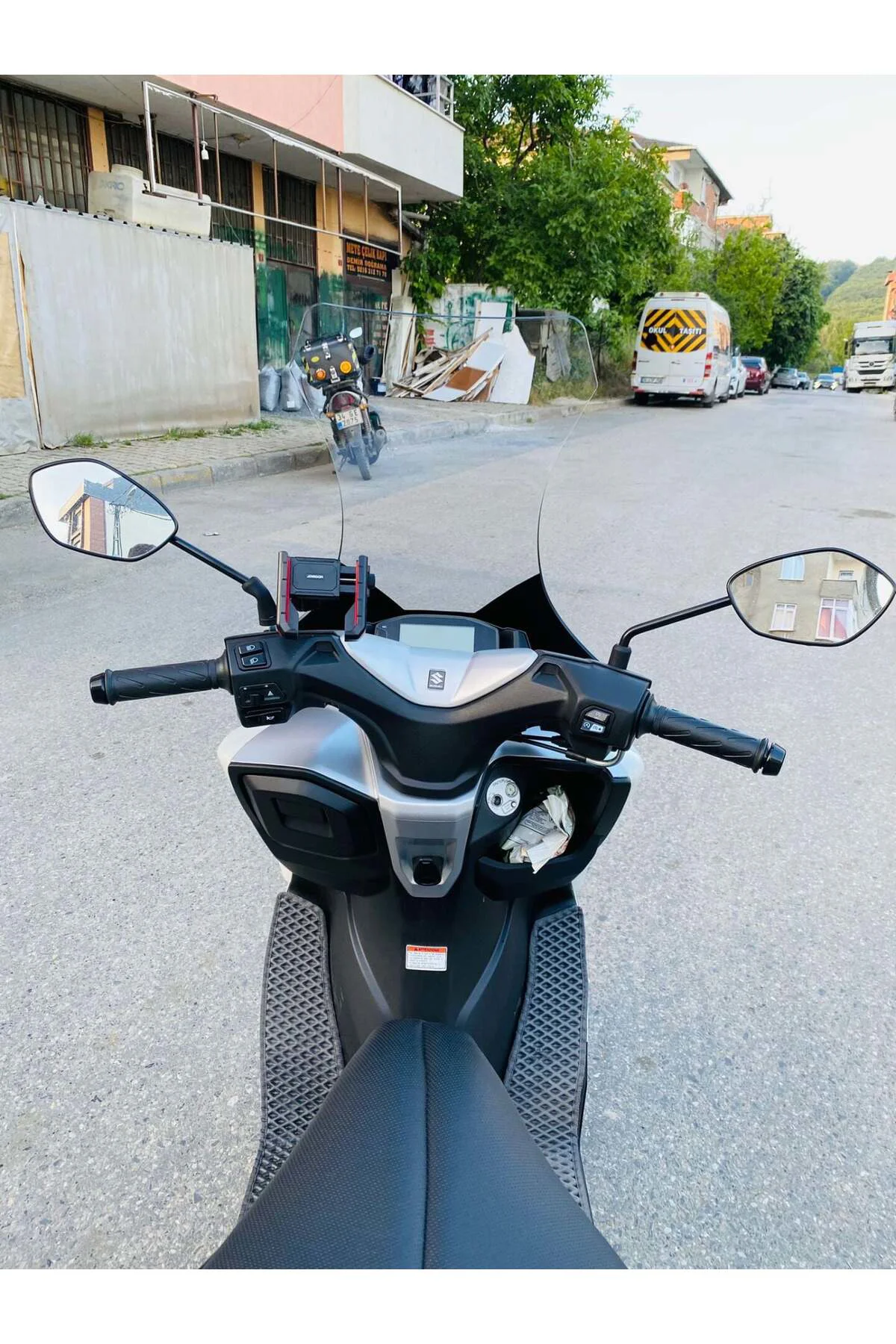 Suzuki Burgman Street EX 125 Ön Cam 2023-2026 Model 62cm Şeffaf Renkli 4mm