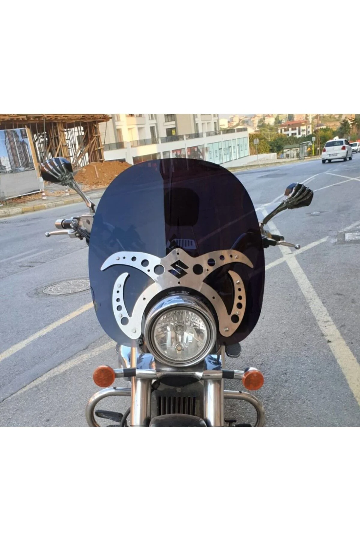 Suzuki C 800 Ön Cam 2004-2016 Model 61cm Siyah Renkli 4mm APARATS