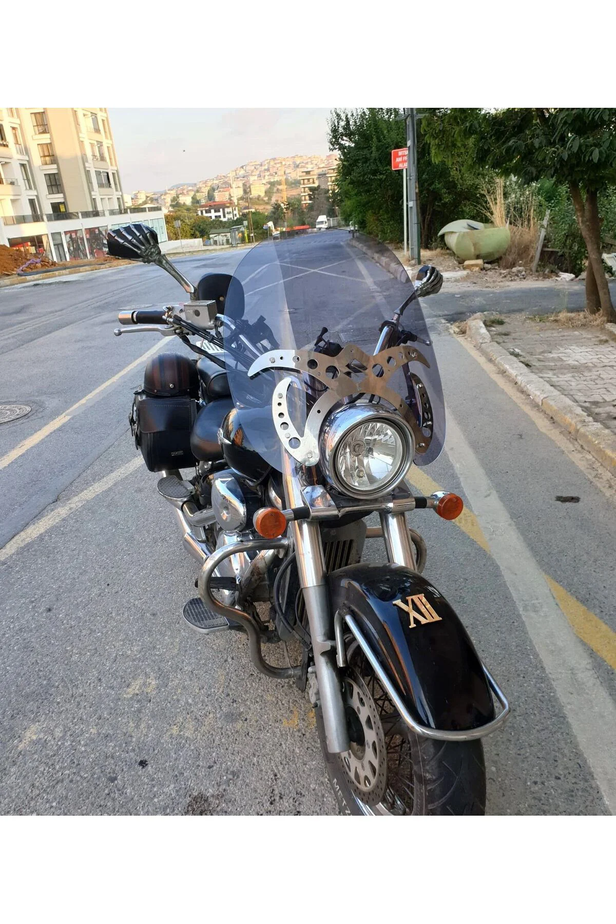 Suzuki C 800 Ön Cam 2004-2016 Model 61cm Füme Renkli 4mm APARATSI