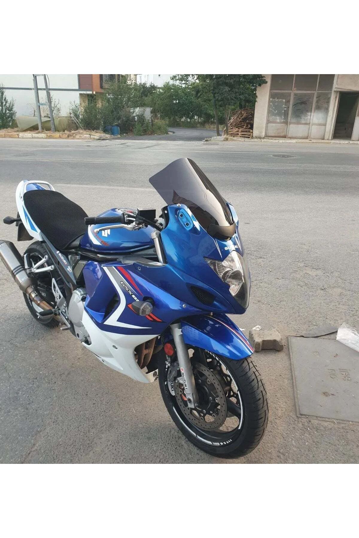 Suzuki GSX 650 F Ön Cam 2008-2012 Model 40cm Siyah Renkli
