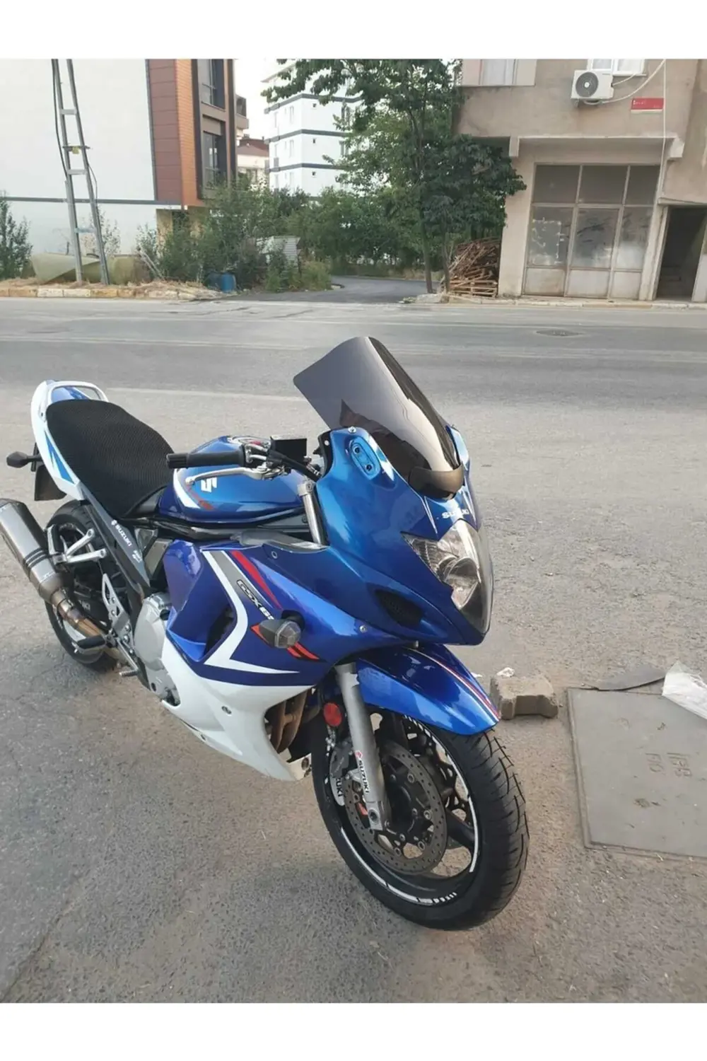 Suzuki GSX 650 F Ön Cam 2008-2012 Model 40cm Siyah Renkli