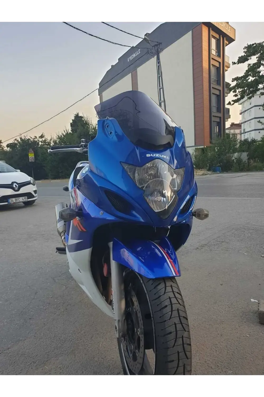 Suzuki GSX 650 F Ön Cam 2008-2012 Model 40cm Siyah Renkli