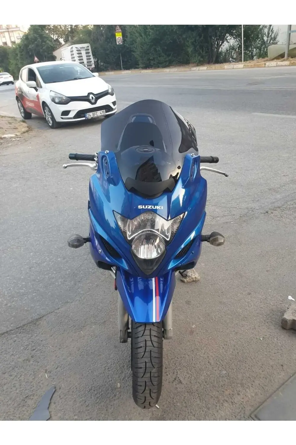Suzuki GSX 650 F Ön Cam 2008-2012 Model 40cm Siyah Renkli
