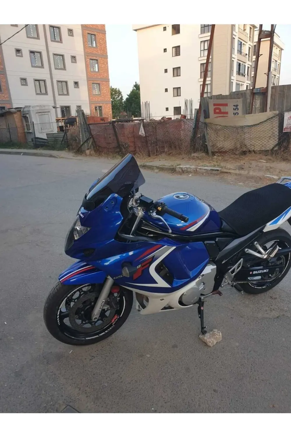 Suzuki GSX 650 F Ön Cam 2008-2012 Model 40cm Siyah Renkli