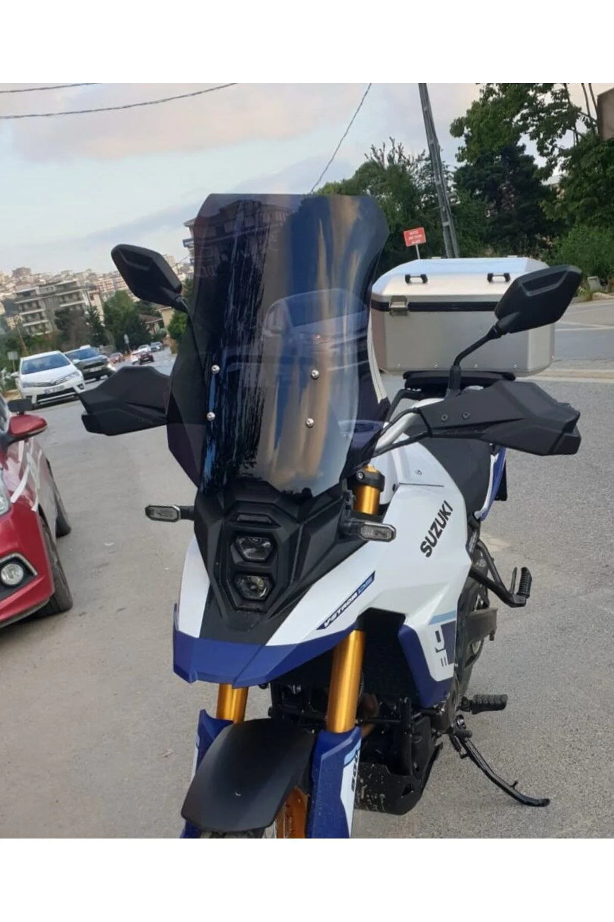 Suzuki V-strom 800 DE Ön Cam 2023-2026 Model 50cm Siyah Renkli 4mm