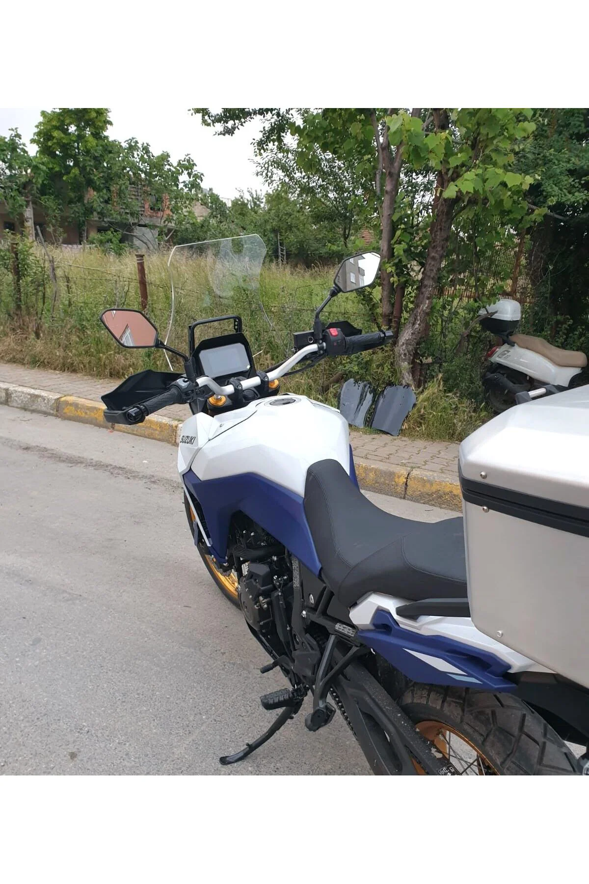 Suzuki V-strom 800 SE Ön Cam 2023-2026 Model 50cm Şeffaf Renkli 4