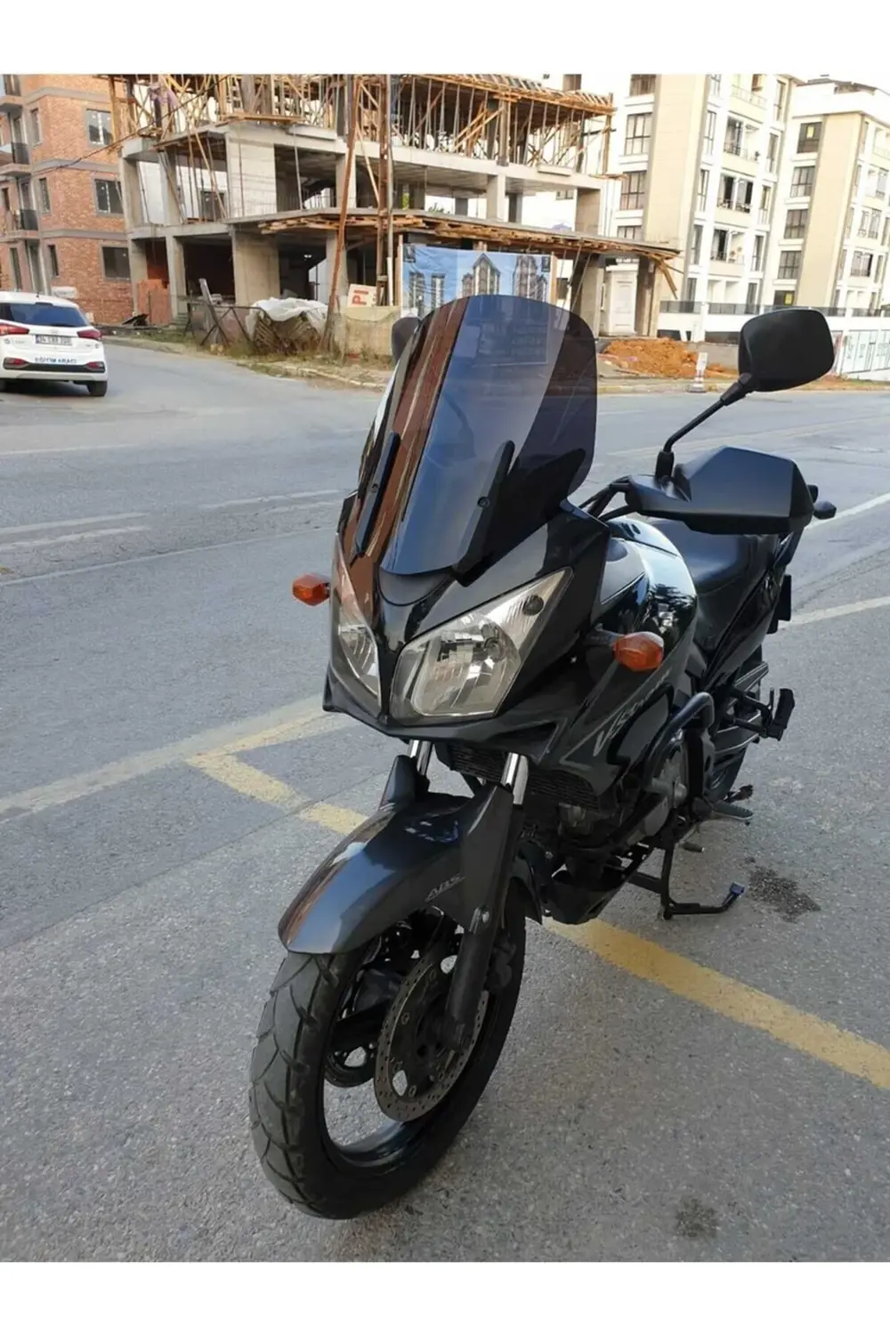 Suzuki V-strom DL 1000 Ön Cam 2004-2010 Model 45cm Siyah Renkli 4
