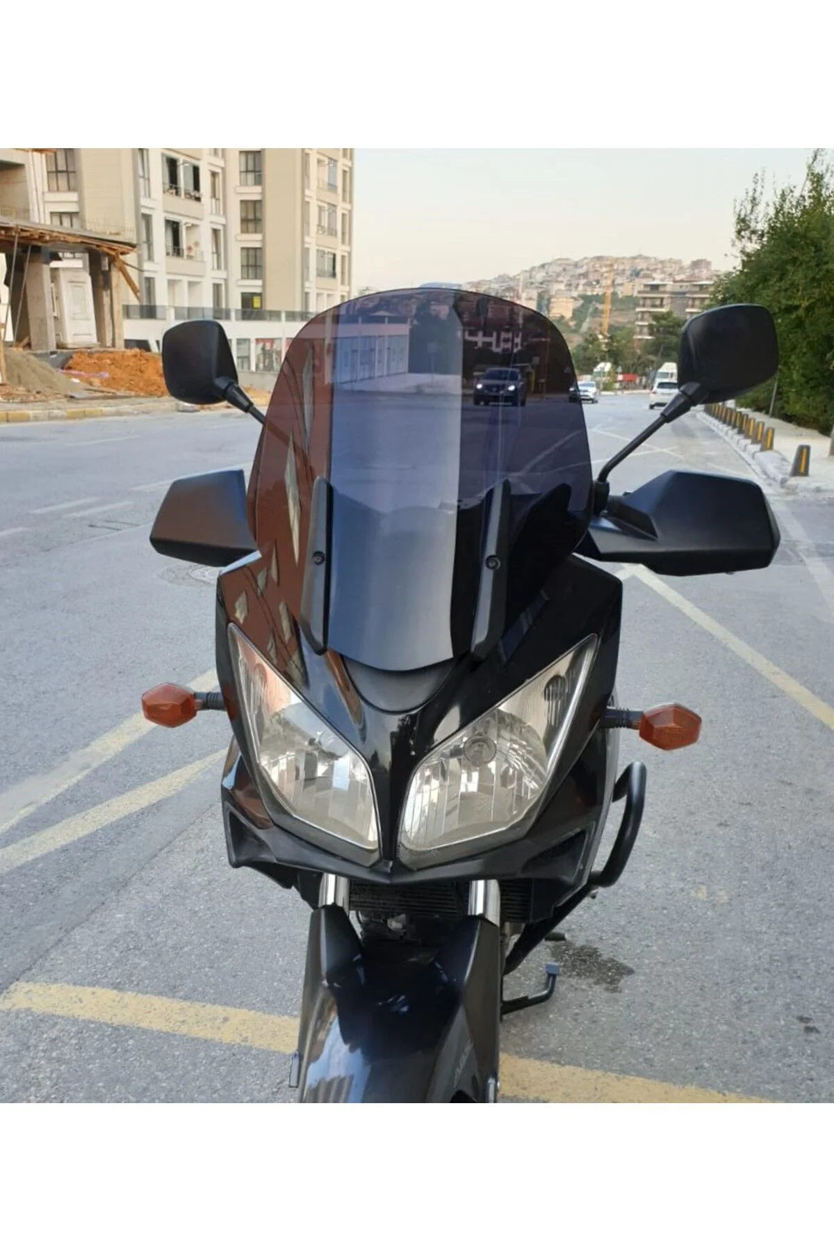 Suzuki V-strom DL 1000 Ön Cam 2004-2010 Model 45cm Siyah Renkli 4