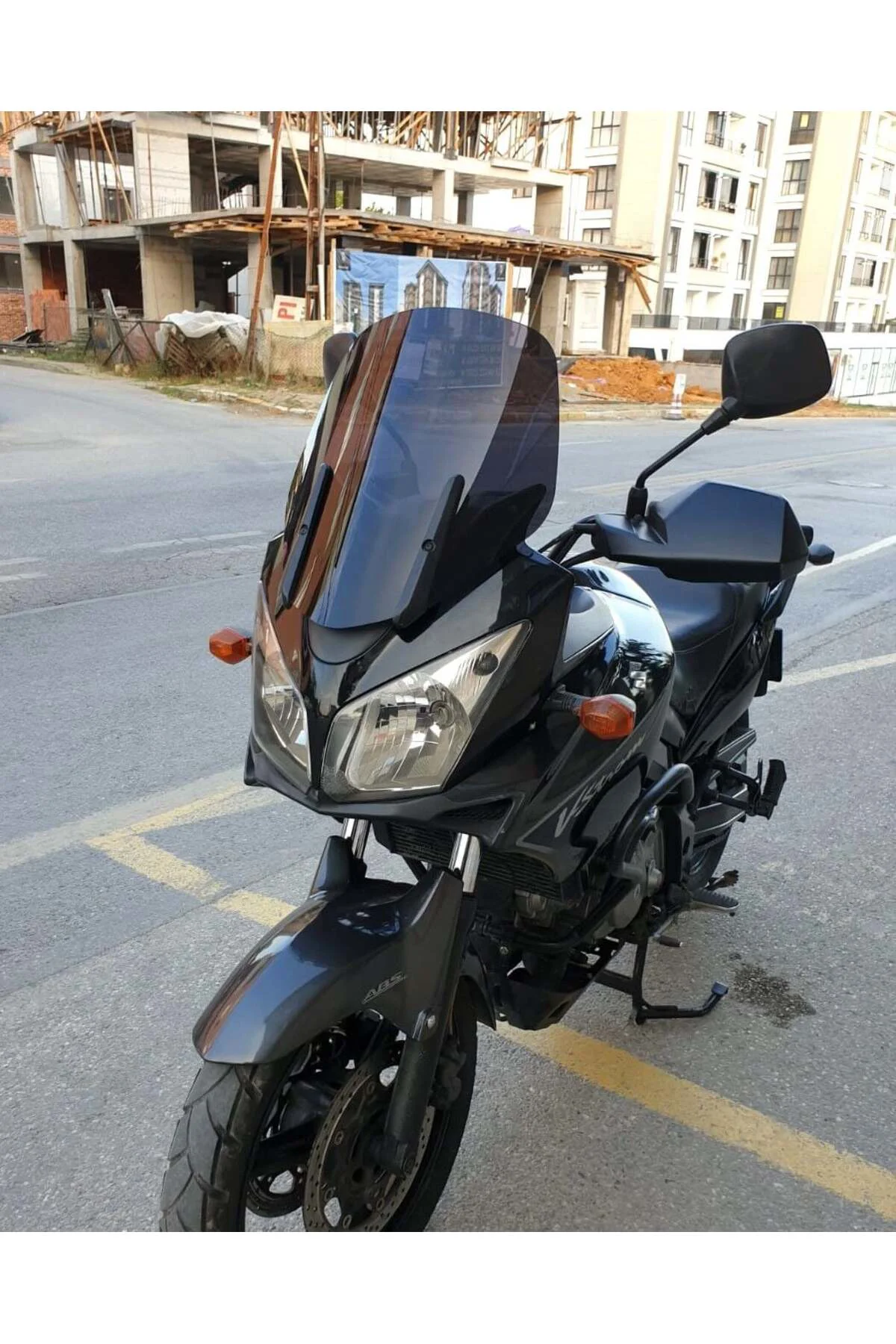 Suzuki V-strom DL 1000 Ön Cam 2004-2010 Model 45cm Siyah Renkli 4