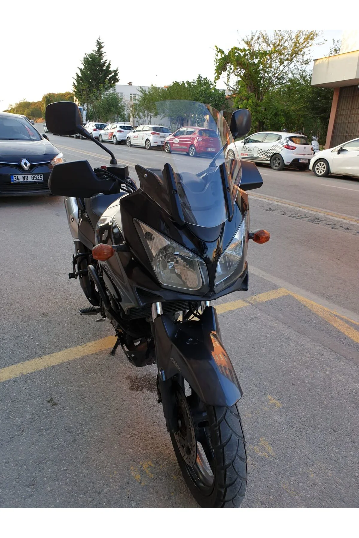 Suzuki V-strom DL 1000 Ön Cam 2004-2010 Model 45cm Şeffaf Renkli 