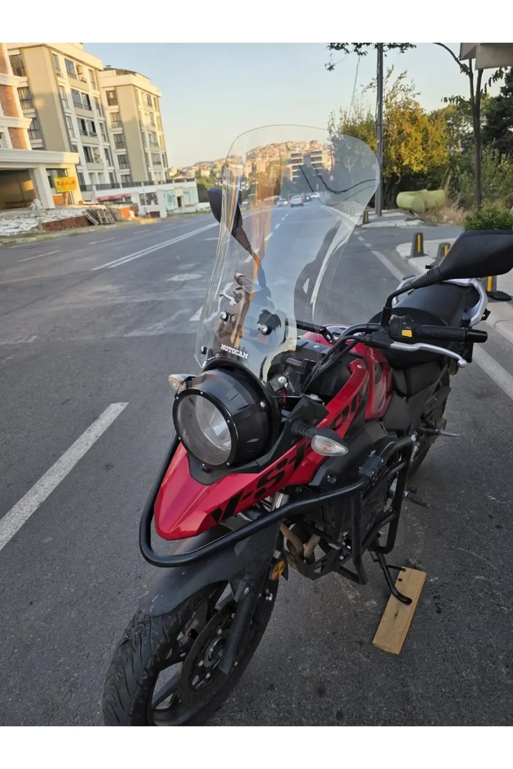 Suzuki V-Strom DL 250 Ön Cam 2017-2020 Model 51cm Şeffaf Renkli 4