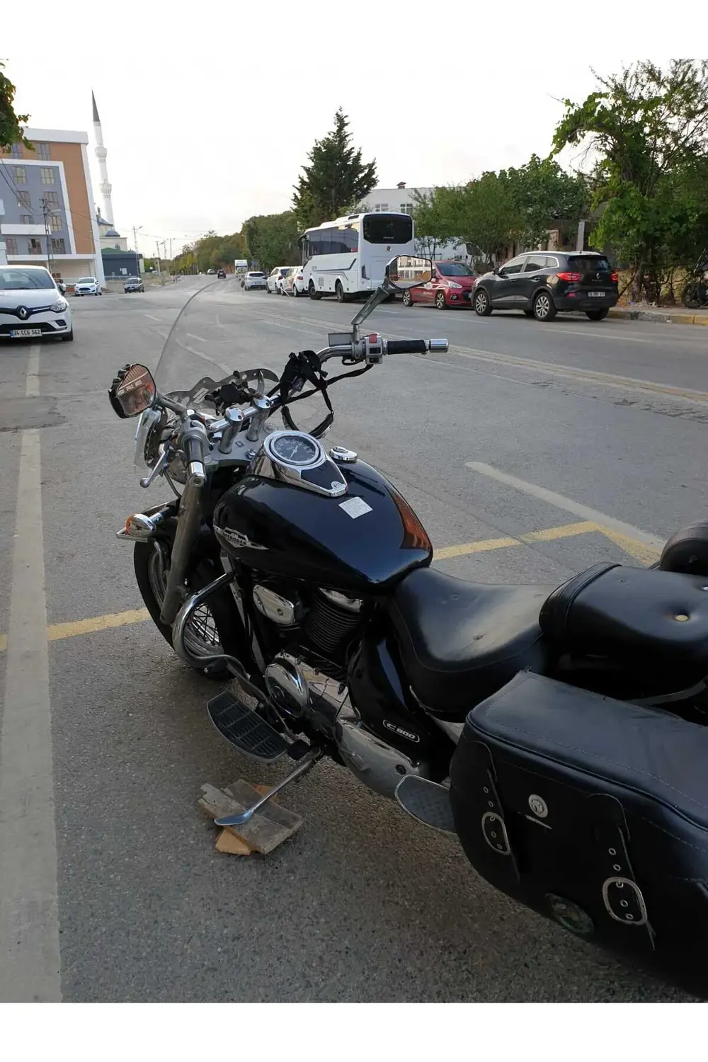 Suzuki V-VL-C Ön Cam 2001-2013 Model 61cm Şeffaf Renkli 4mm APARA