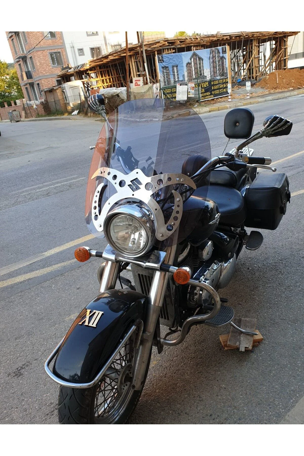 Suzuki VL 800 Ön Cam 2004-2016 Model 61cm Füme Renkli 4mm APARATSIZDIR