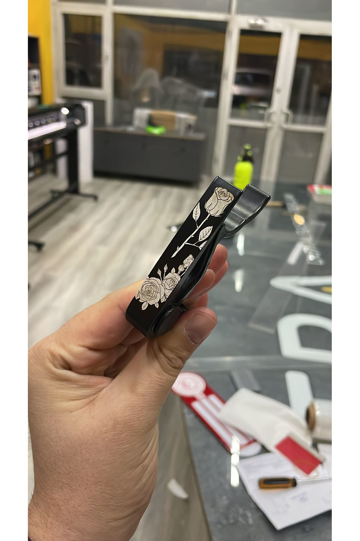 Salvador Sv-75Bk Siyah Gül Desenli Gitar Ve Bağlama Kaposu - 1. Sınıf