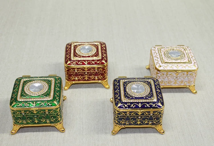 Swaroski Taşlı Kutu Alk4297 Swaroski Taşlı Kutu Alk4297