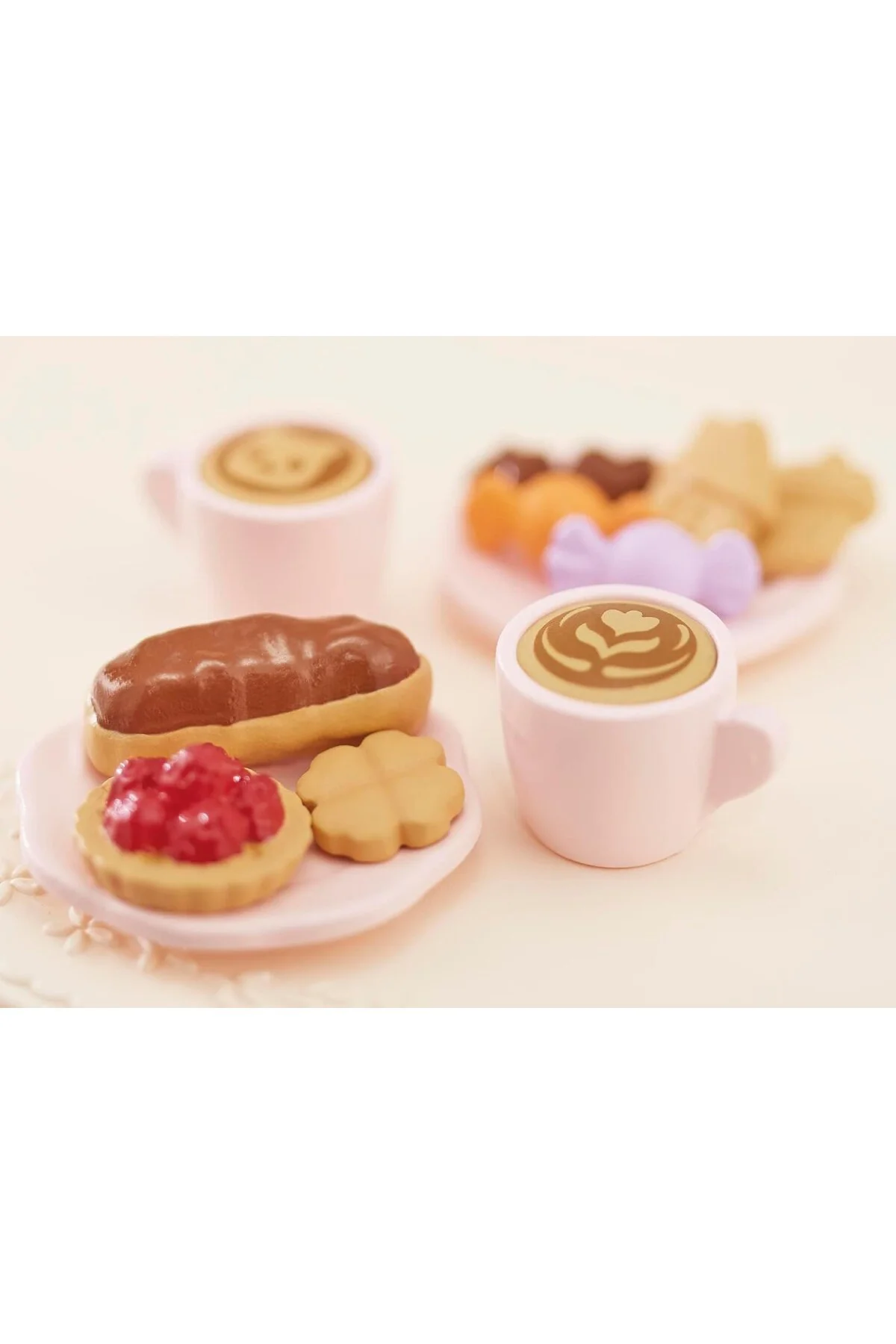 Sylvanian Families - 5742 Kahve ve Pasta Seti - Oyuncak Bebek Evi Sylvanian Families - 5742 Kahve ve Pasta Seti - Oyuncak Bebek Evi