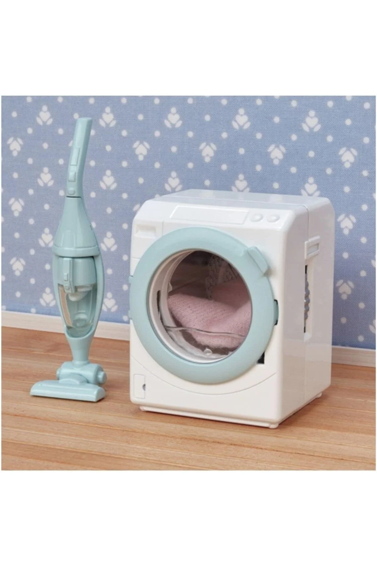Sylvanian Families Çamaşır Makinesi ve Elektrik Süpürgesi