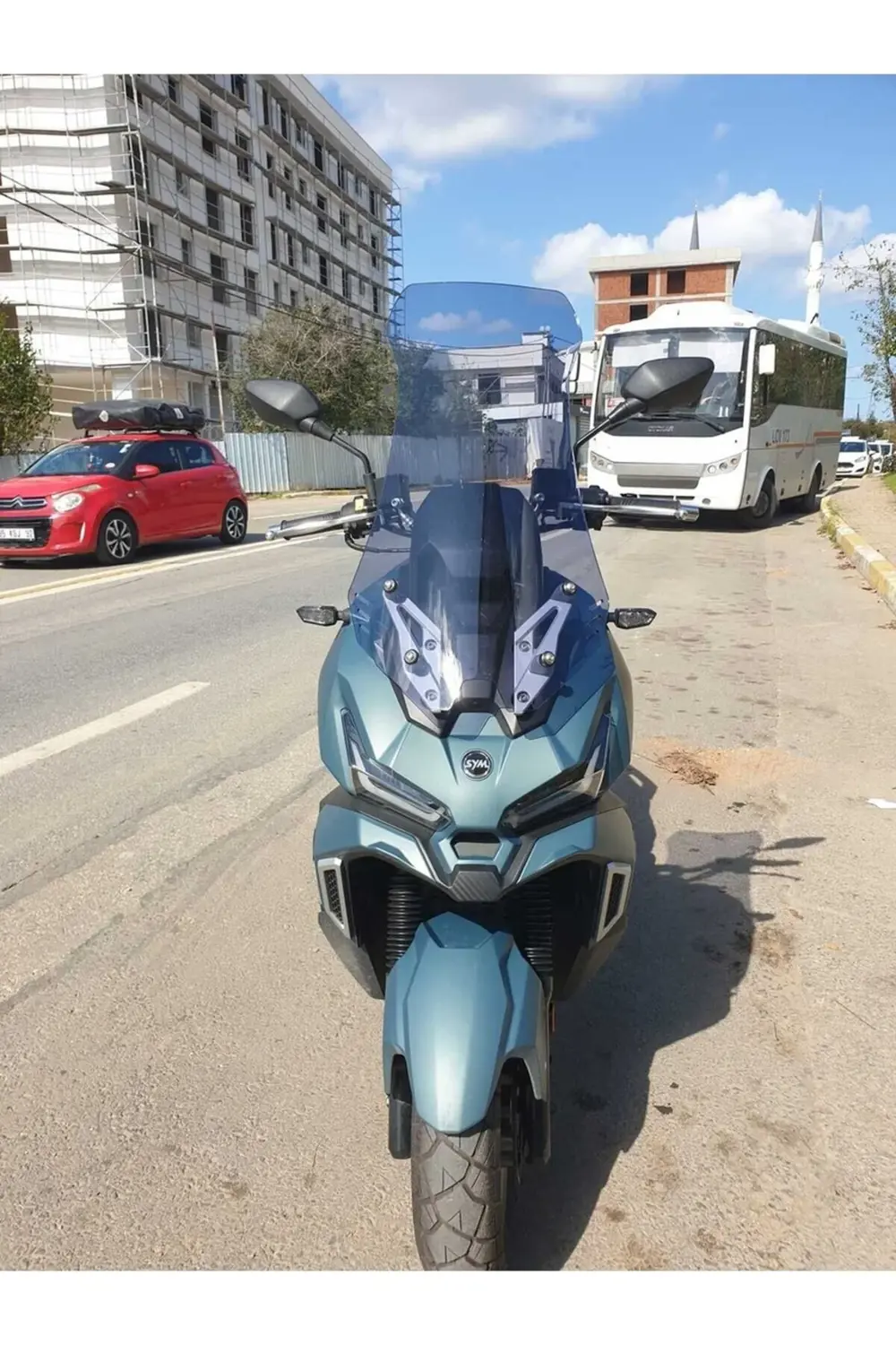 SYM Adx 125 Ön Cam 2023-2025 Model 62cm Füme Renkli 4mm