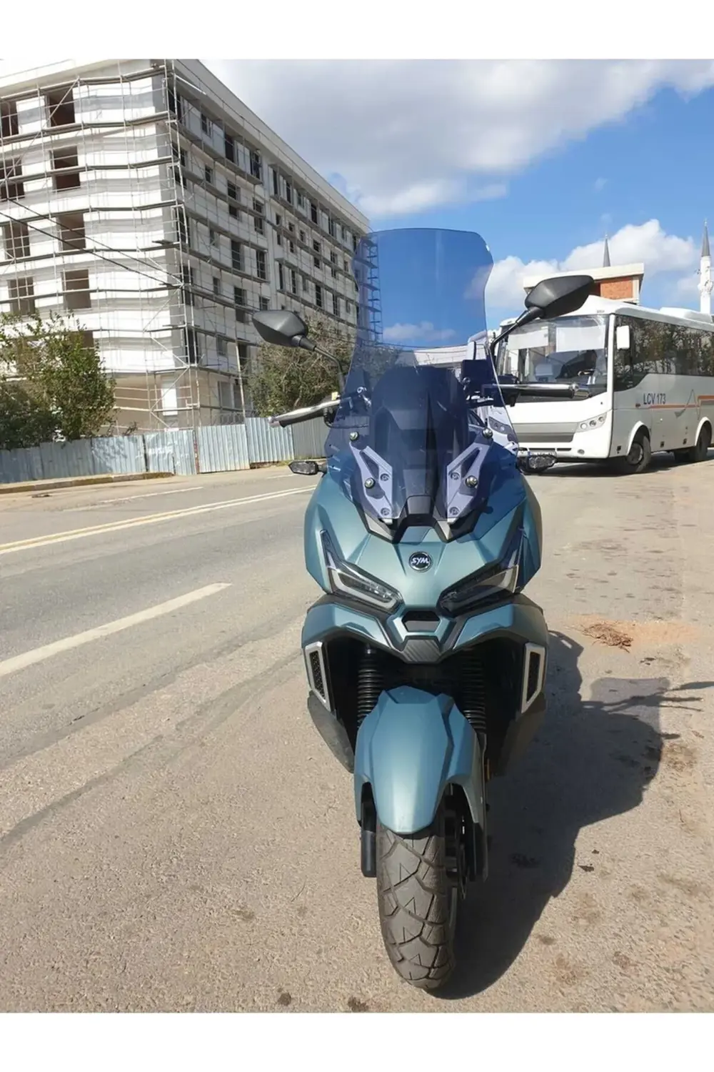 SYM Adx 125 Ön Cam 2023-2025 Model 62cm Füme Renkli 4mm