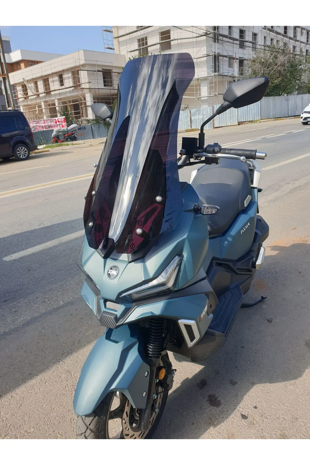 SYM Adx 125 Ön Cam 2023-2026 Model 62cm Siyah Renkli 4mm UZUN