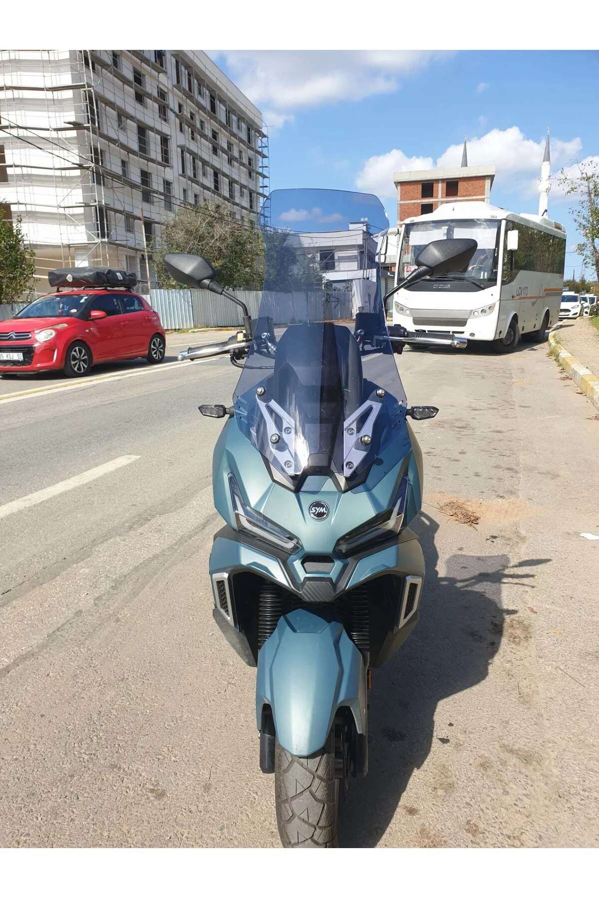 SYM Adx 125 Ön Cam 2023-2026 Model 62cm Füme Renkli 4mm
