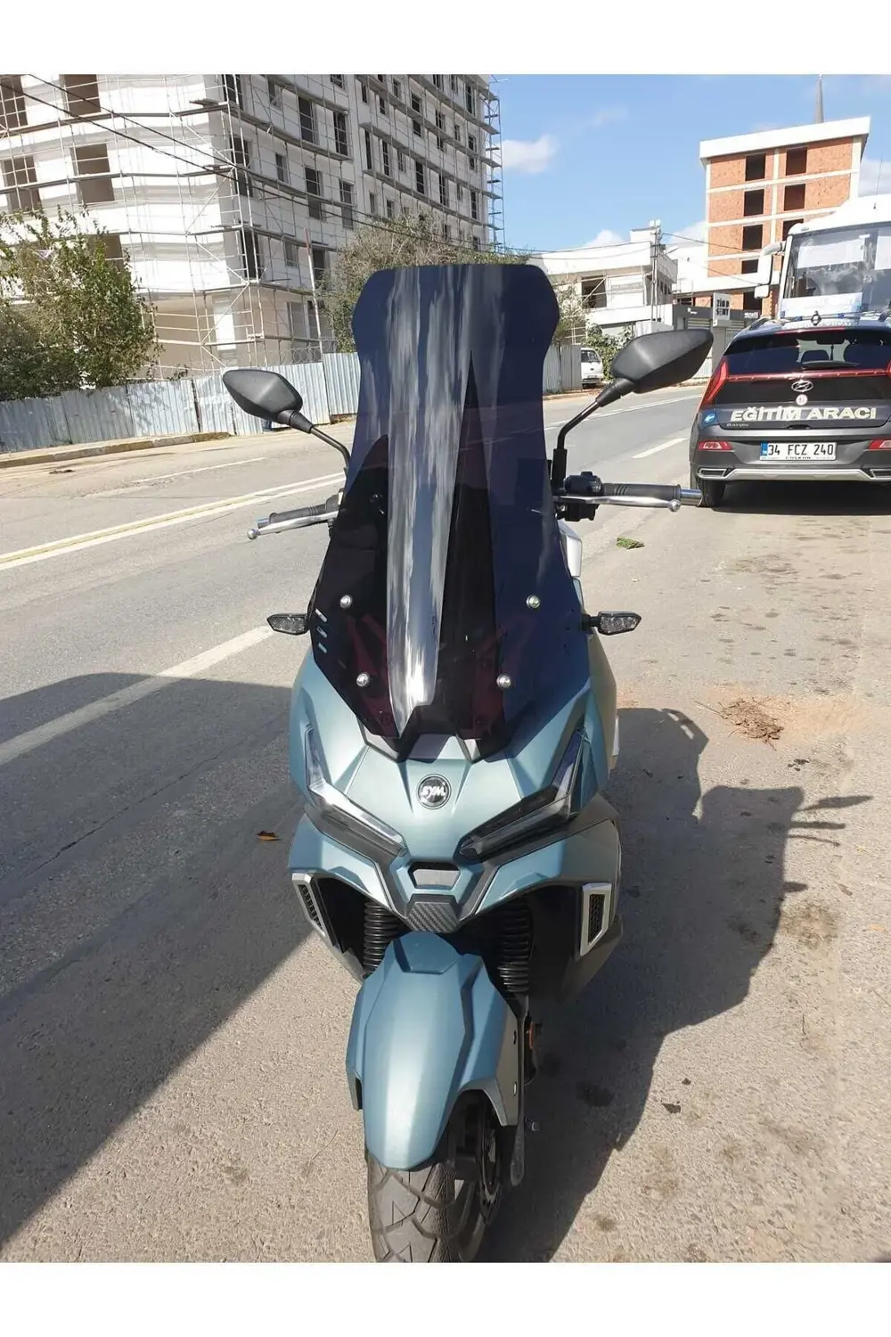 SYM Adx 125 Siperlik Ön Cam 2023-2025 Model 62cm Siyah Renkli 4mm