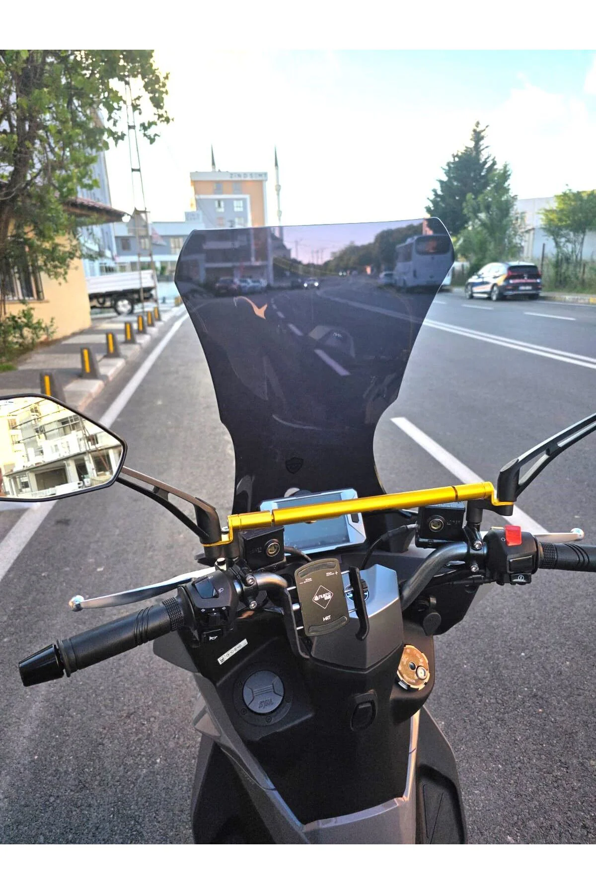 Sym Cruisym 150 GT Ön Cam 2023-2026 Model 58cm Siyah Renkli 4mm