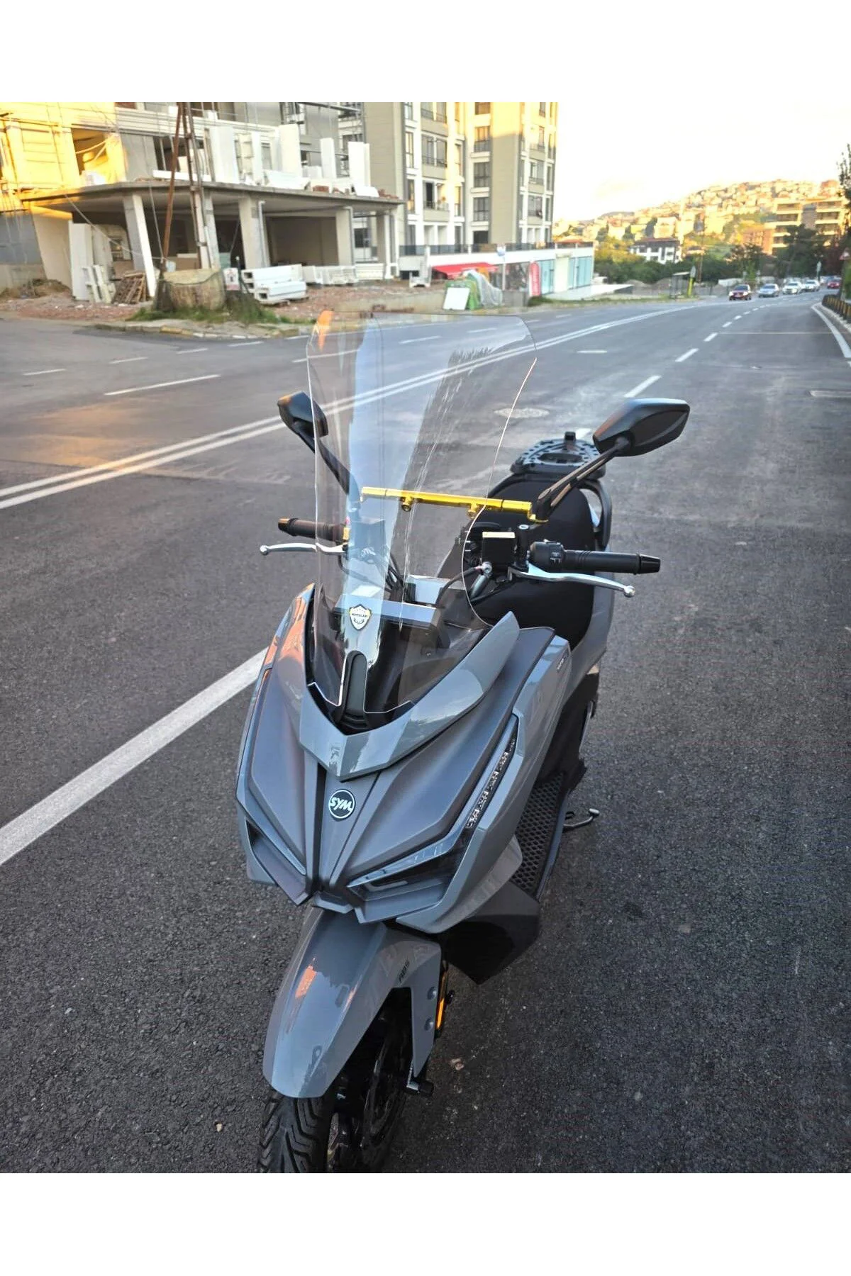 Sym Cruisym 150 GT Ön Cam 2023-2026 Model 58cm Şeffaf Renkli 4mm