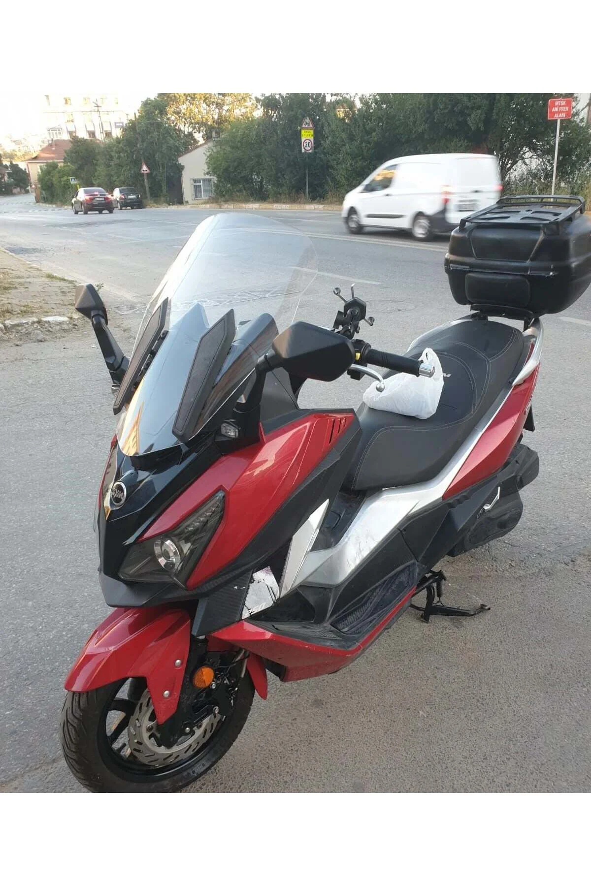 SYM Cruisym 250 İ Ön Cam 2018 Model 57cm Şeffaf Renkli 4mm UZUN