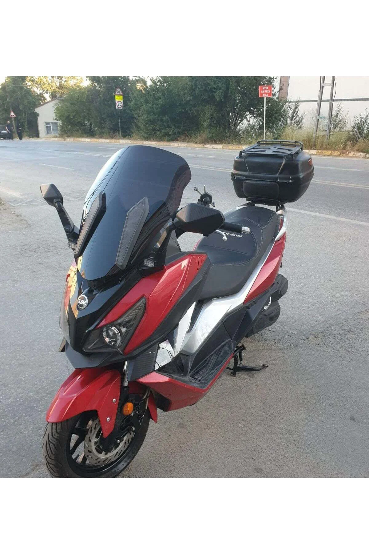 SYM Cruisym 250 İ Ön Cam 2018 Model 57cm Siyah Renkli 4mm UZUN