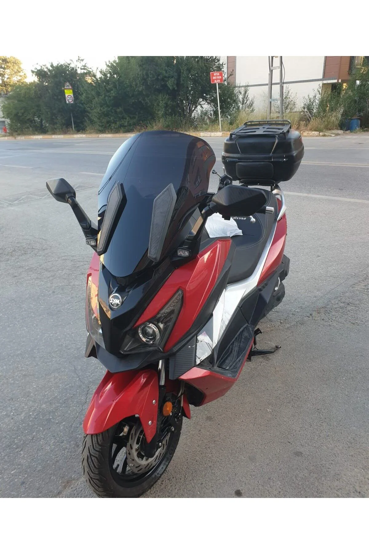 SYM Cruisym 250 İ Ön Cam 2018 Model 57cm Siyah Renkli 4mm UZUN