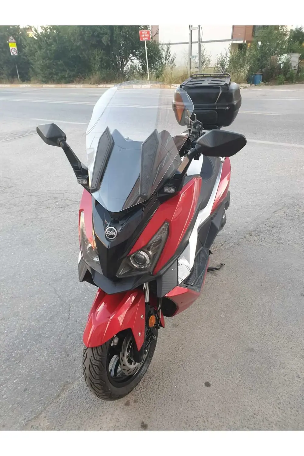 Sym Cruisym 250 Ön Cam 2018 Model 57cm Şeffaf Renkli 4mm Uzun Cam