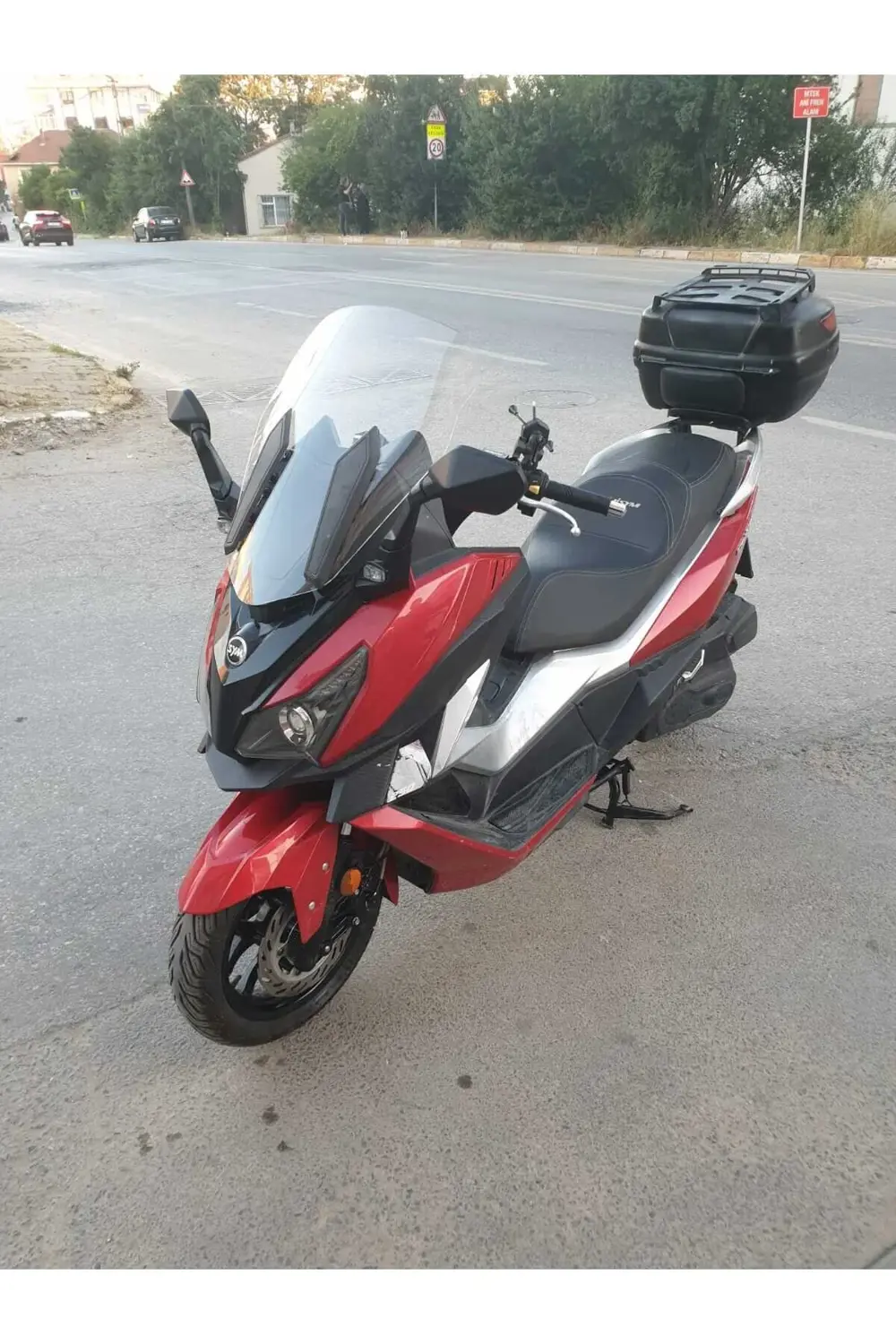 Sym Cruisym 250 Ön Cam 2018 Model 57cm Şeffaf Renkli 4mm Uzun Cam