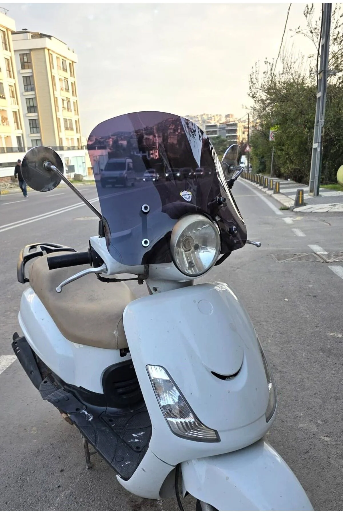 SYM Fiddle II 125 Ön Cam 2008-2016 Model 44cm Siyah Renkli APARAT