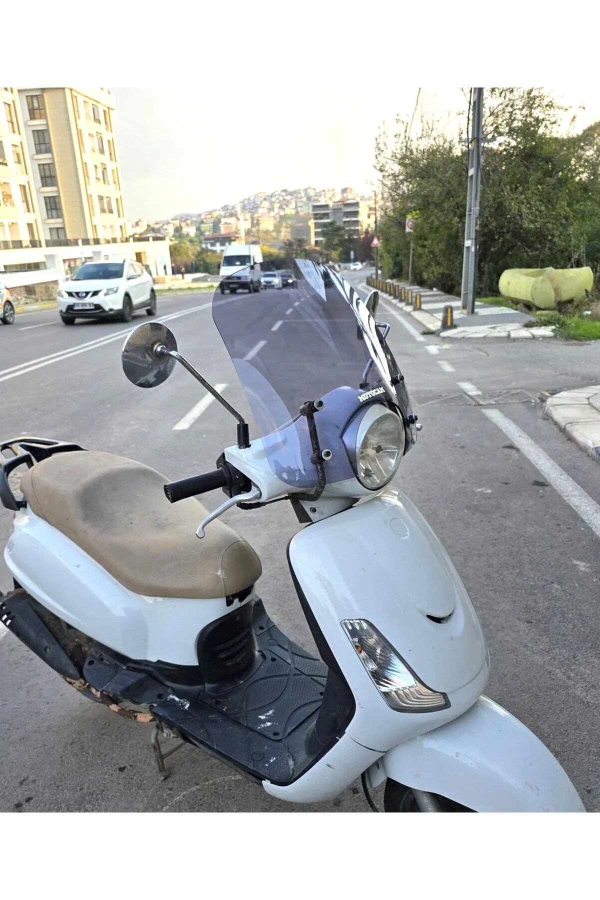 SYM Fiddle III 125 Ön Cam 2016-2022 Model 44cm Füme Renkli APARAT