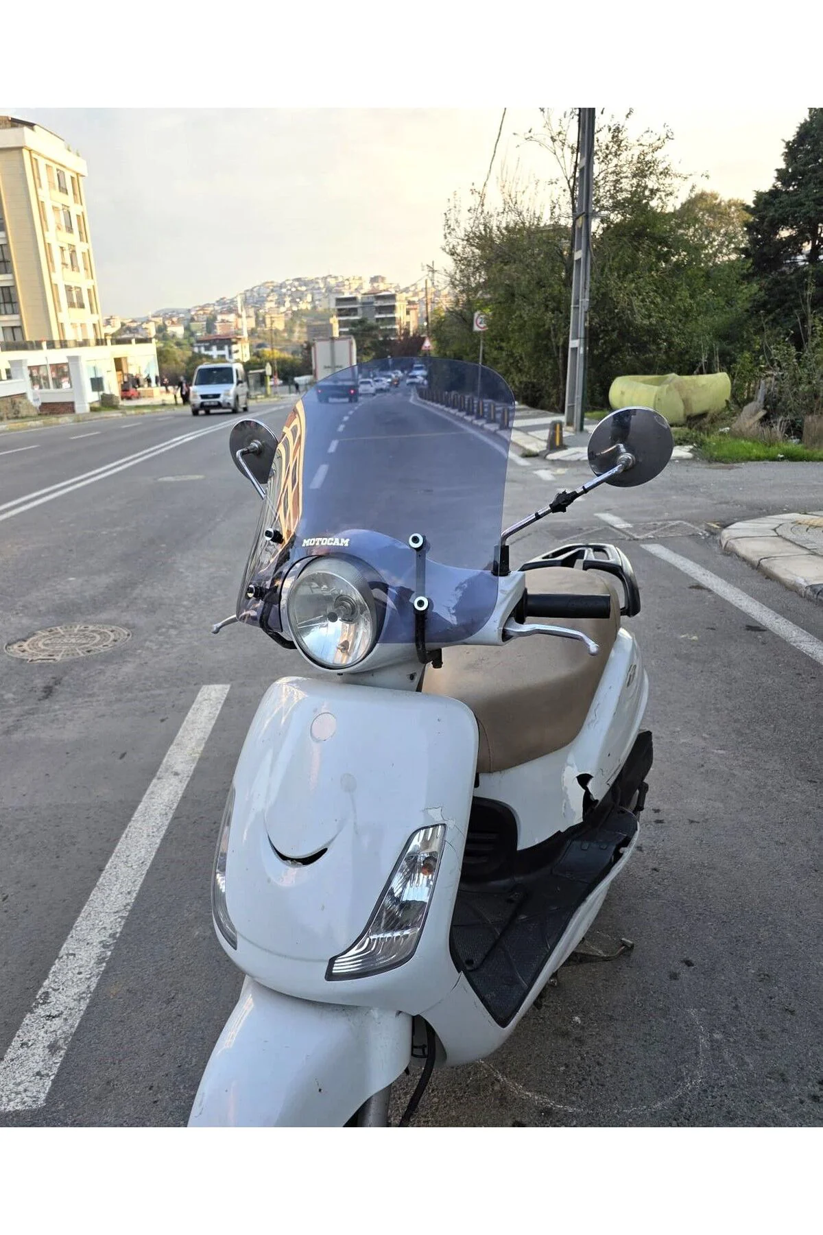 SYM Fiddle III 125 Ön Cam 2016-2022 Model 44cm Füme Renkli APARAT