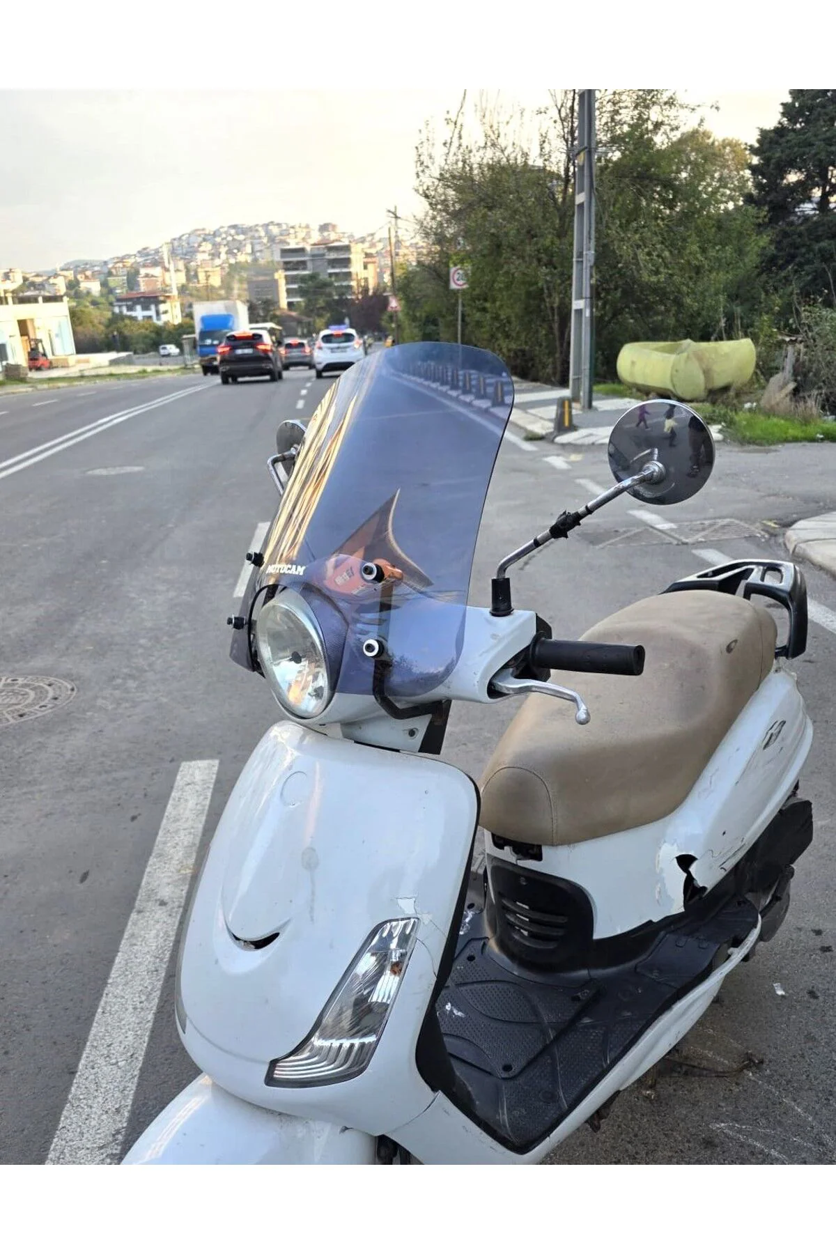 SYM Fiddle III 125 Ön Cam 2016-2022 Model 44cm Füme Renkli APARAT