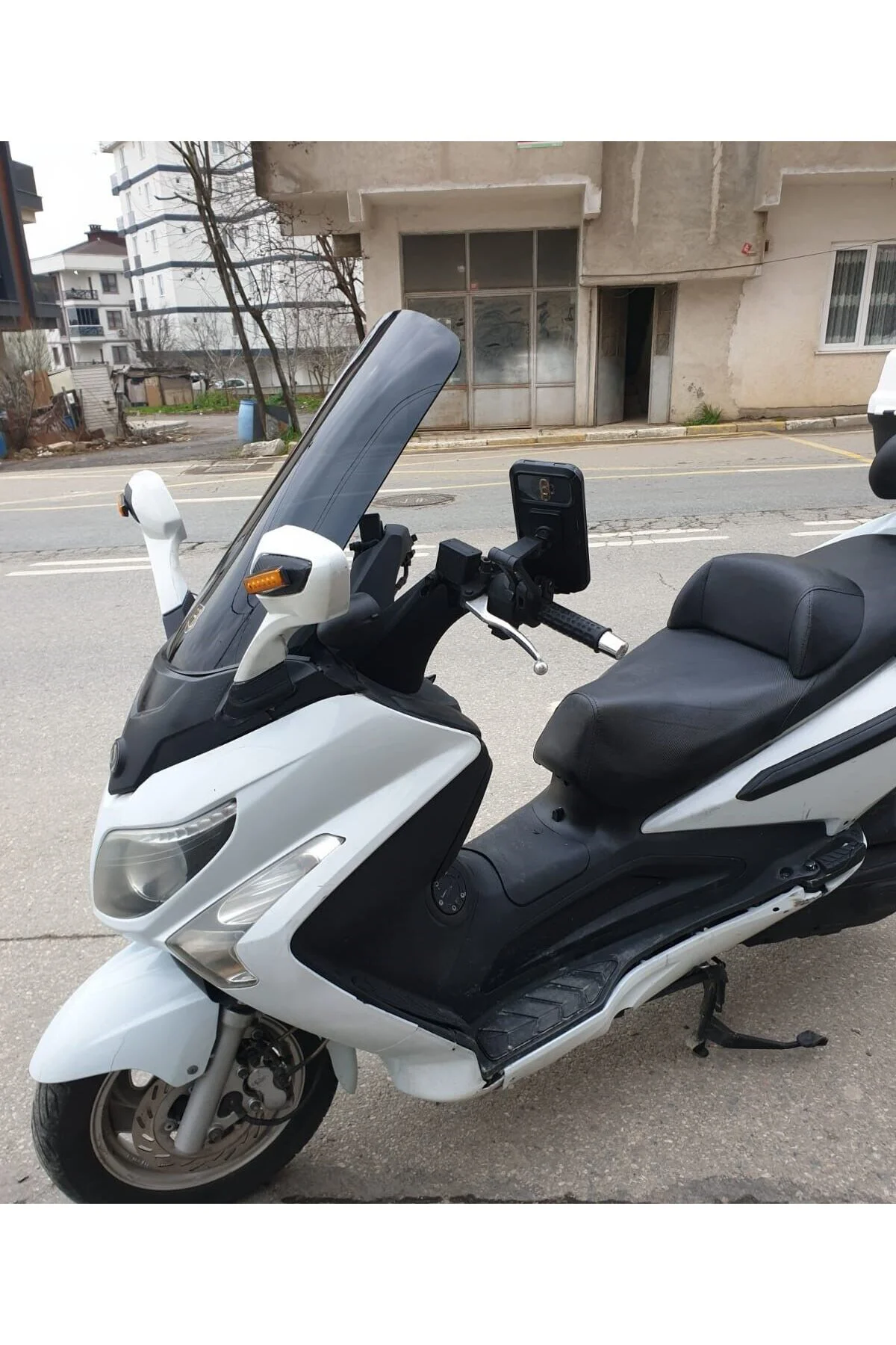SYM Gts Evo 250 Ön Cam 2006-2015 Model 53cm Siyah Renkli 4mm