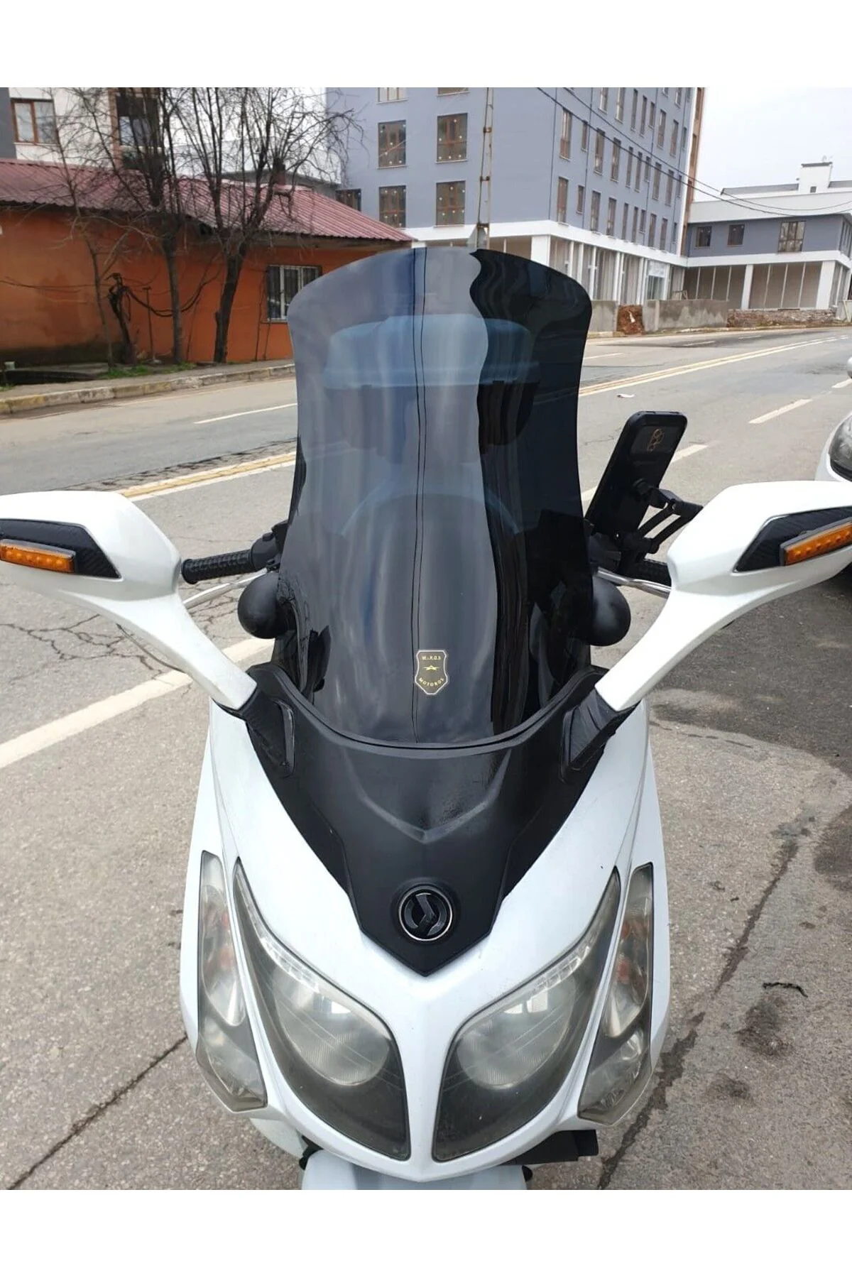 SYM Gts Evo 250 Ön Cam 2006-2015 Model 63cm Siyah Renkli 4mm 10cm