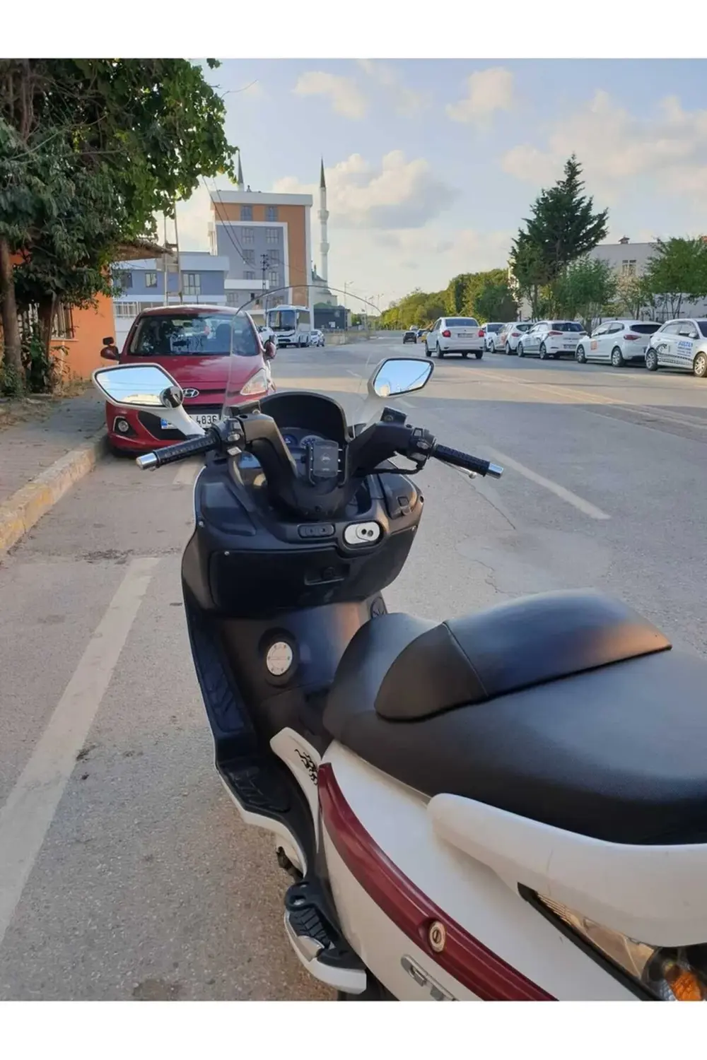 SYM Gts Evo 250 Ön Cam 2006-2015 Model 53cm Şeffaf Renkli 4mm