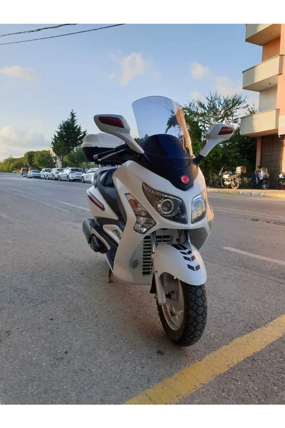 SYM Gts Evo 250 Ön Cam 2006-2015 Model 63cm Füme Renkli 4mm 10cm