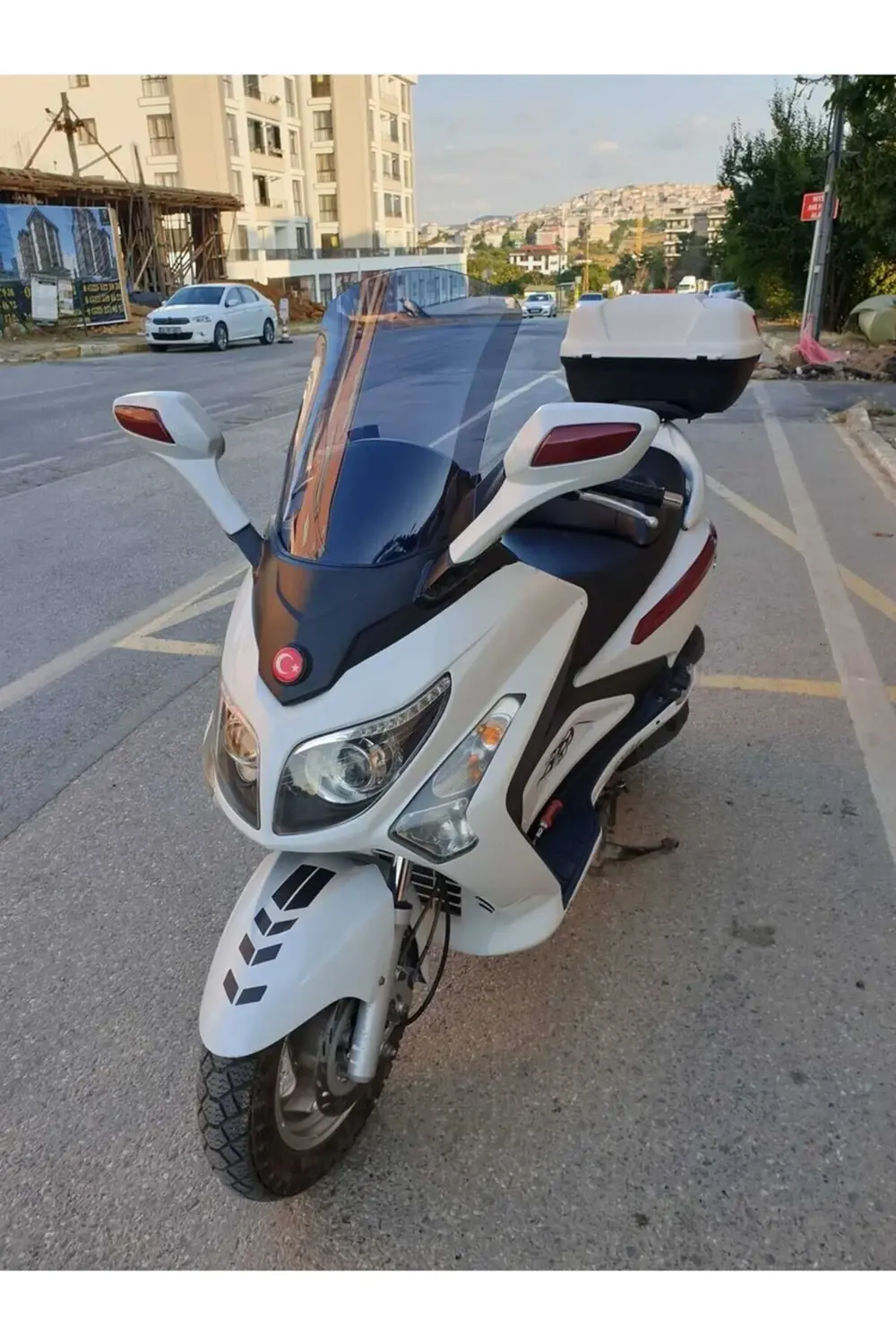 SYM Gts Evo 250 Ön Cam 2006-2015 Model 63cm Füme Renkli 4mm 10cm