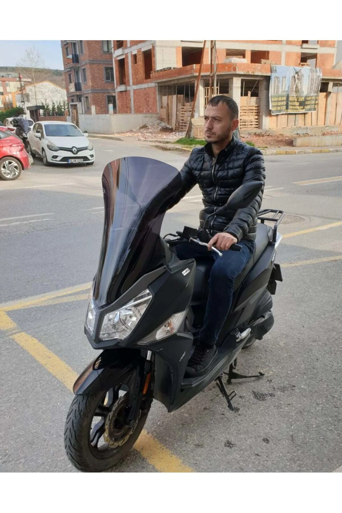 SYM JET 14 125 Ön Cam 2017-2026 Model 65cm Siyah Renkli 4mm UZUN