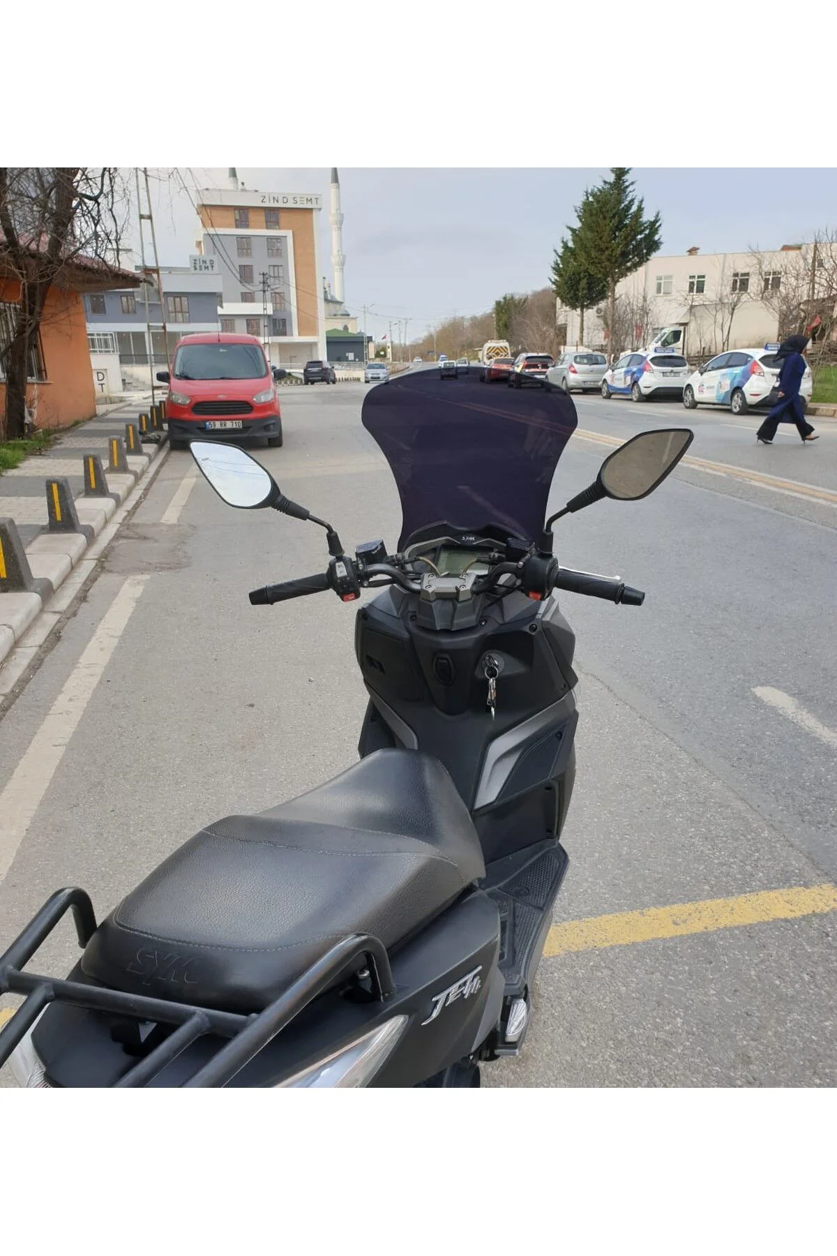 SYM JET 14 200 Ön Cam 2017-2026 Model 74cm Siyah Renkli 4mm UZUN