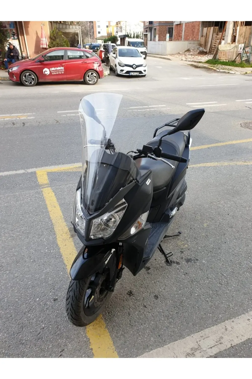 SYM JET 14 200 Ön Cam 2017-2025 Model 74cm Şeffaf Renkli 4mm UZUN