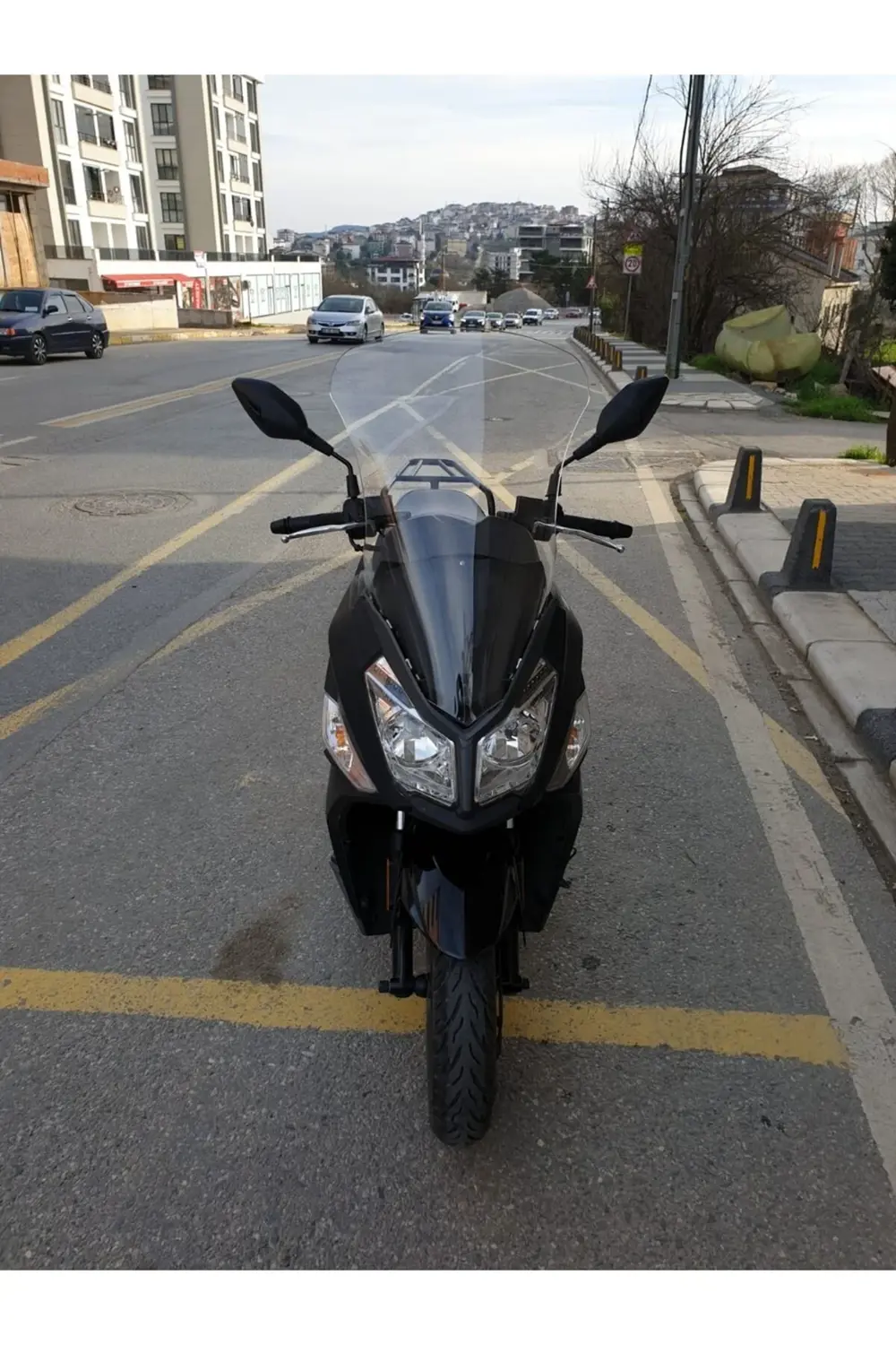 SYM JET 14 200 Ön Cam 2017-2025 Model 74cm Şeffaf Renkli 4mm UZUN