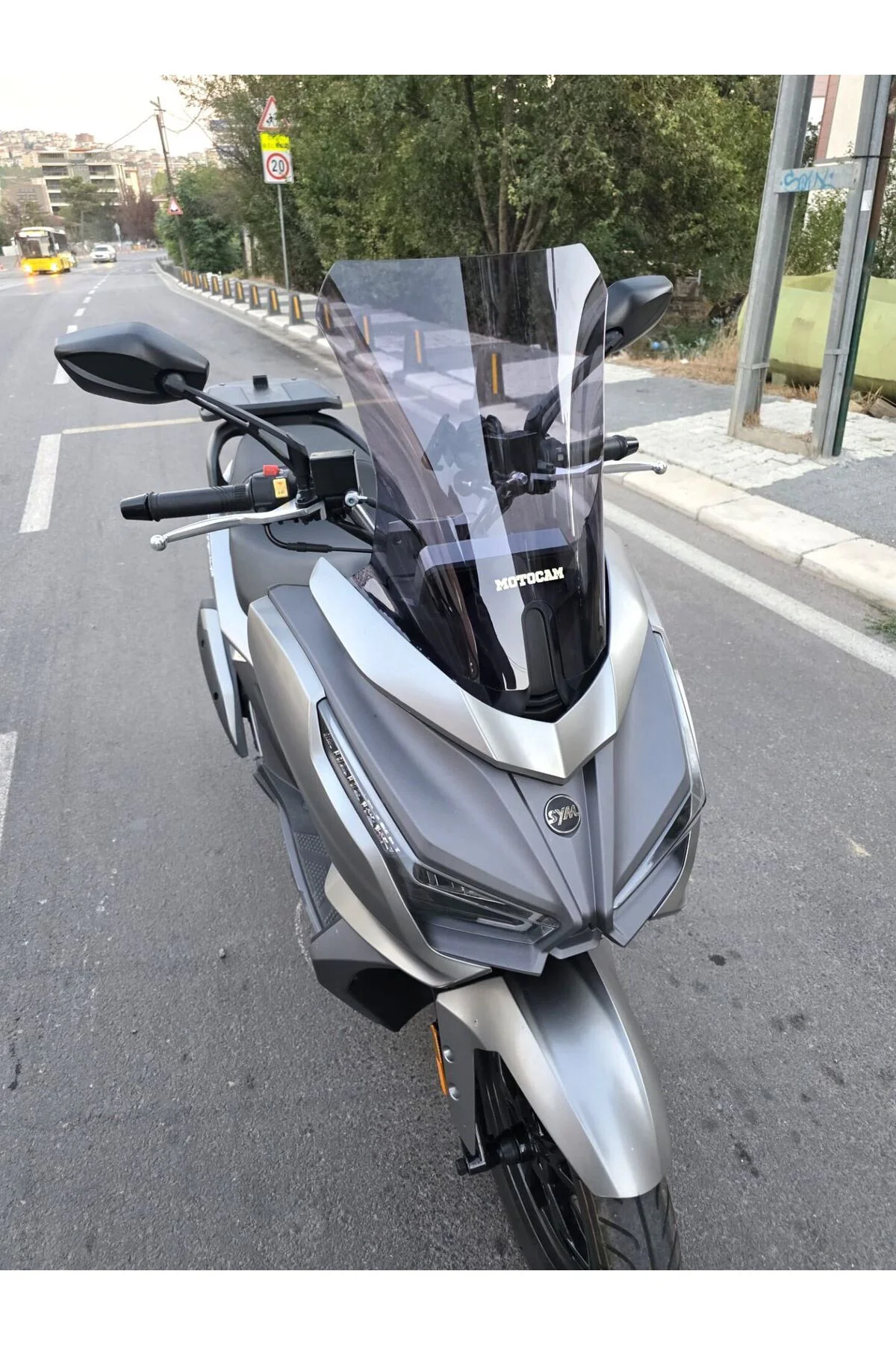 Sym JET 14 EVO 200 PLUS Ön Cam 2023-2026 Model 45cm Füme Renkli 4